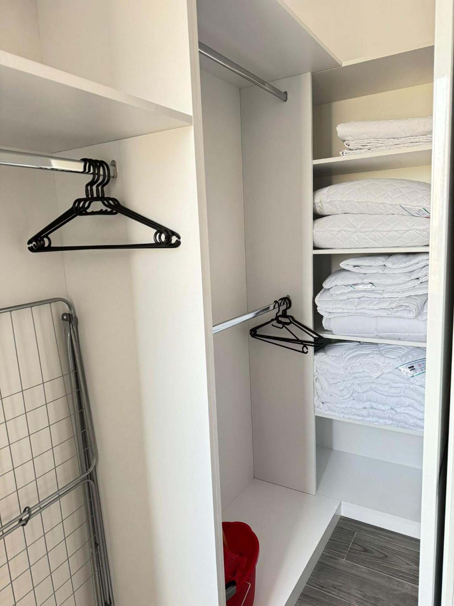 Luxury Glam Apartments Central Adress Bucuresti With Parking Kültér fotó