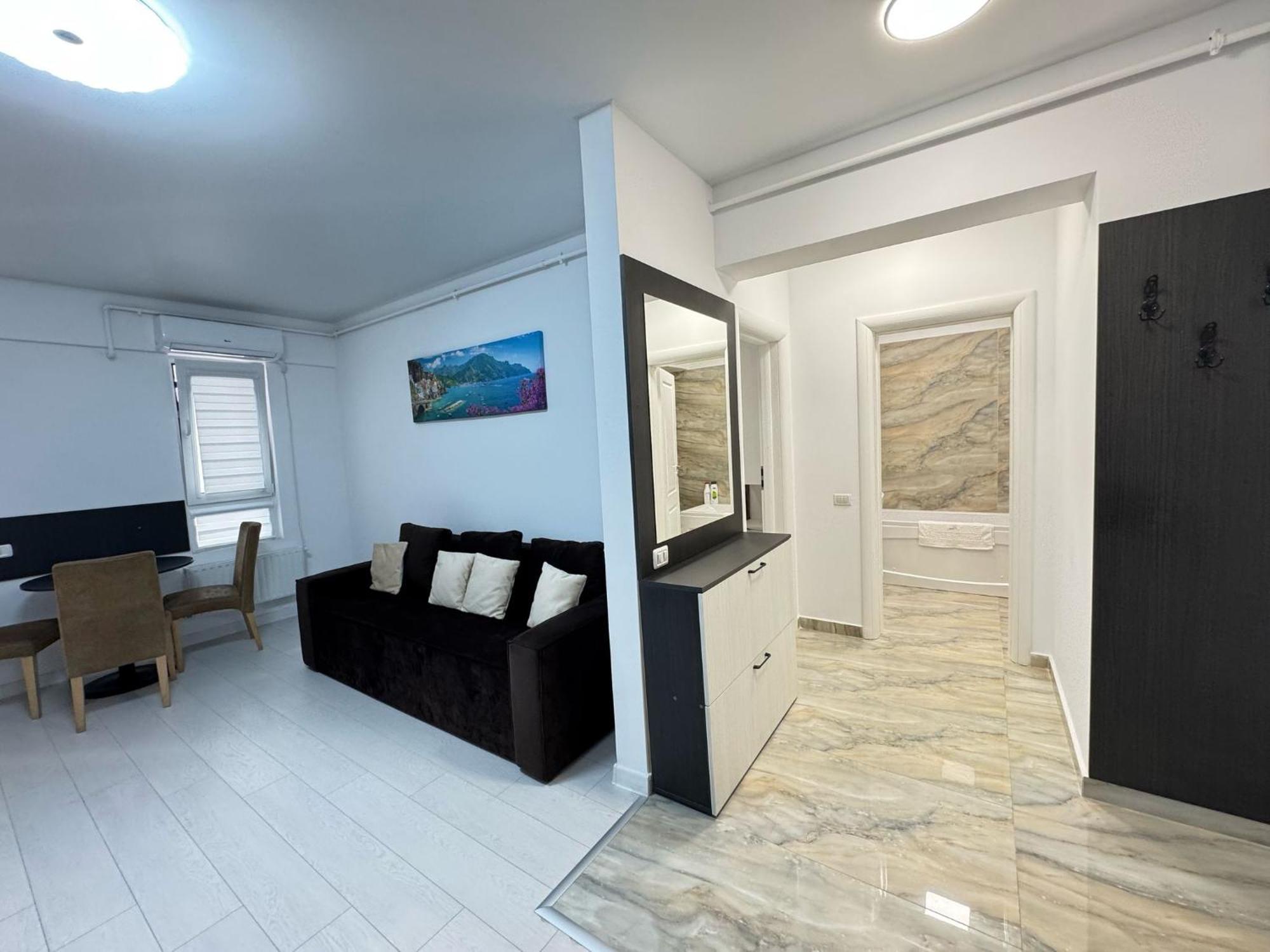Luxury Glam Apartments Central Adress Bucuresti With Parking Kültér fotó