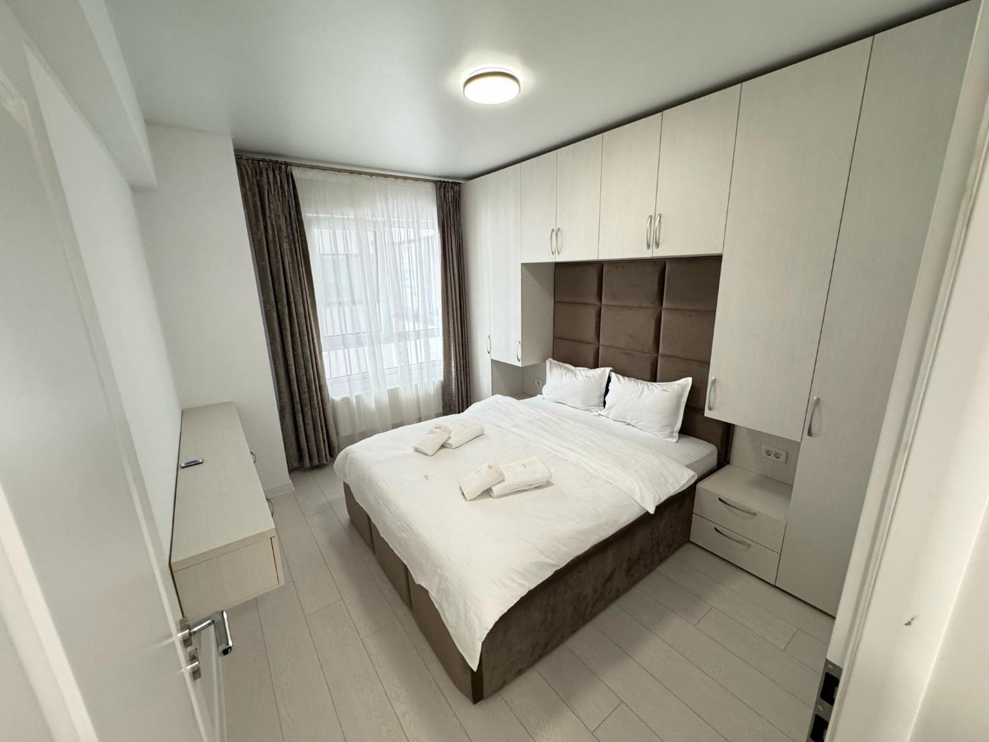 Luxury Glam Apartments Central Adress Bucuresti With Parking Kültér fotó